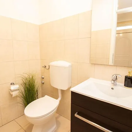 Sea View Morcic With Private Pool - Rijeka